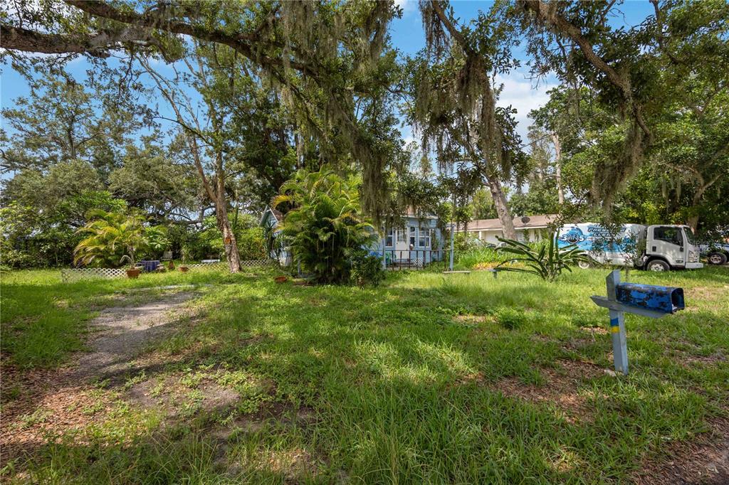 2126 OLENTARY STREET, SARASOTA, FL — photo 4 of 8