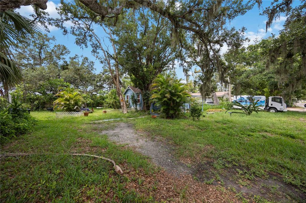 2126 OLENTARY STREET, SARASOTA, FL — photo 5 of 8