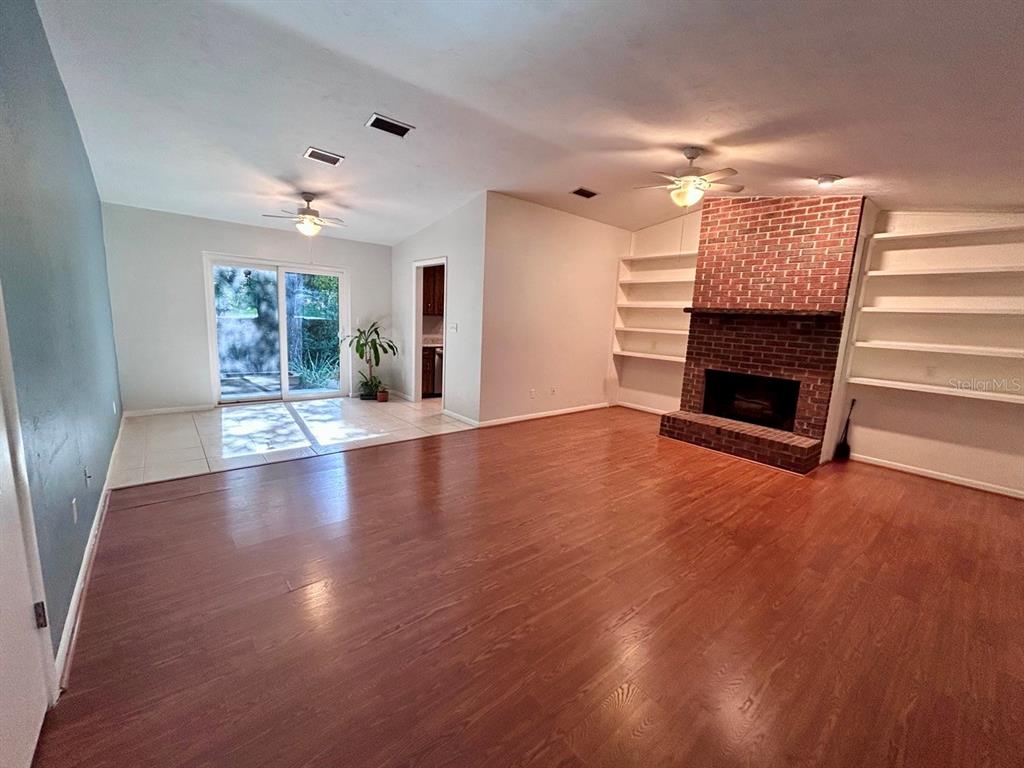 4135 NW 30TH TERRACE, GAINESVILLE, FL — photo 4 of 14
