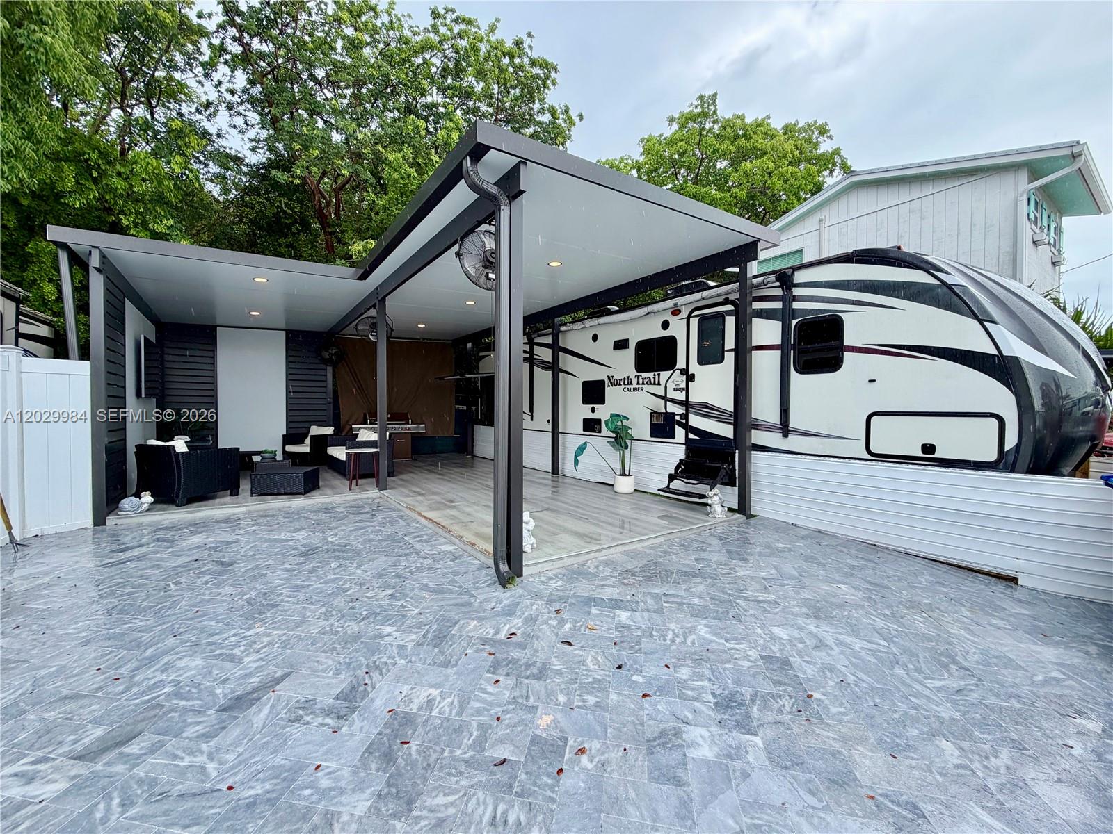 325 Calusa St #122, Key Largo FL 33037