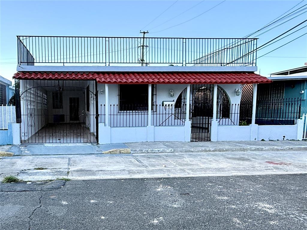1107 12 NE ST.