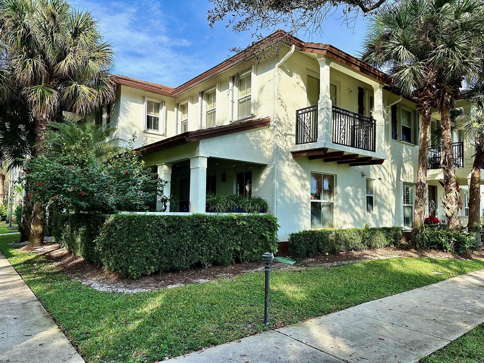 4720 Mimosa Place # 905, Coconut Creek FL 33073