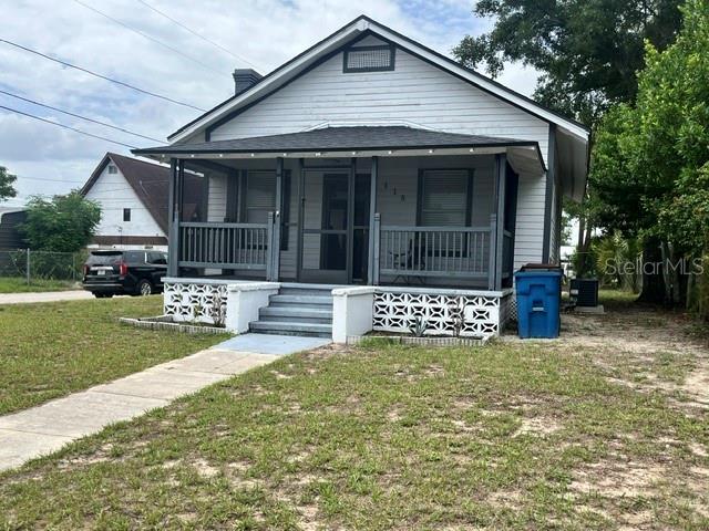118 W STUART AVENUE