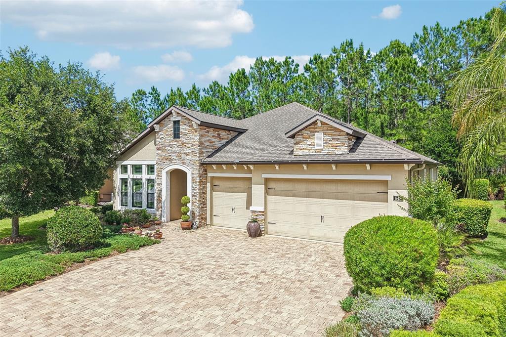 648 SOUTHLAKE DRIVE
