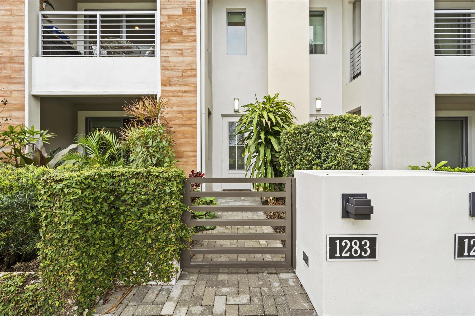 1283 Faulkner Terrace, Palm Beach Gardens FL 33418