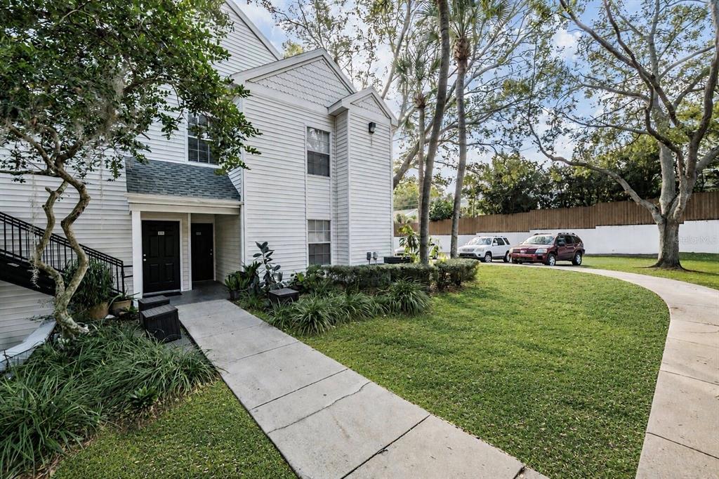 3274 HAVILAND COURT UNIT 101