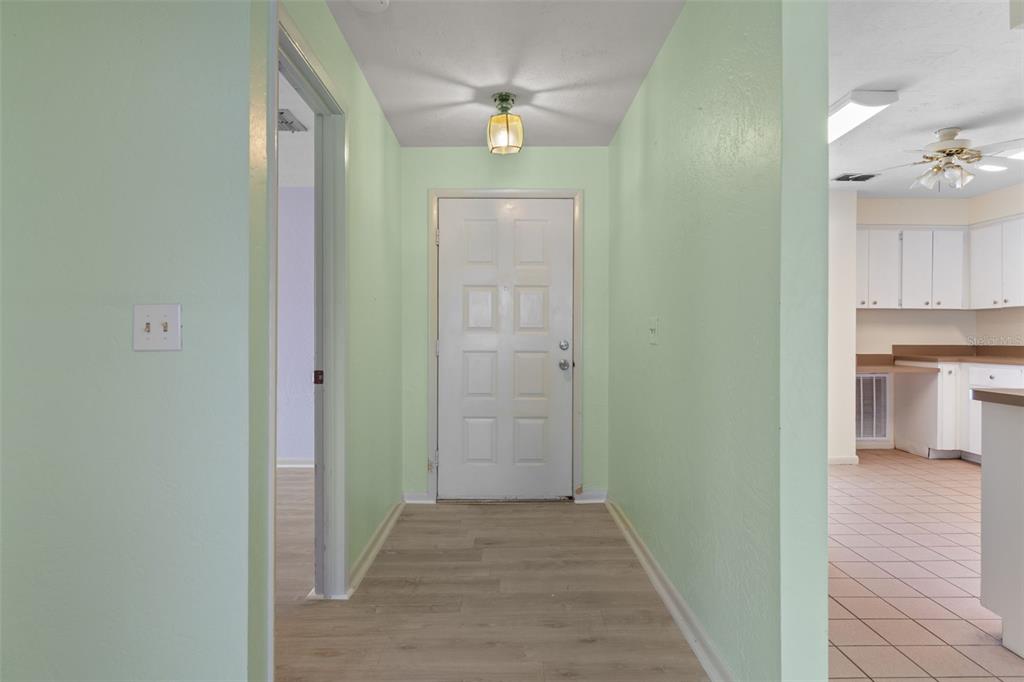 909 W BEAKRUSH LANE, BEVERLY HILLS, FL — photo 3 of 30