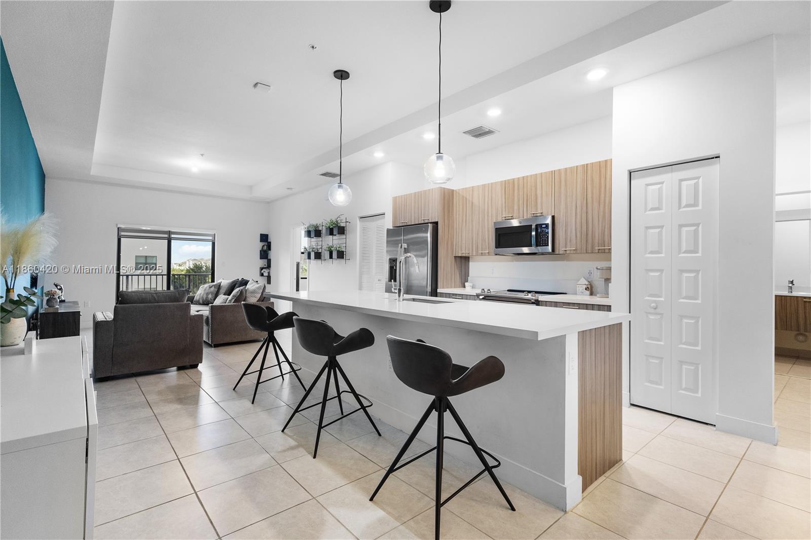 7905 NW 104th Ave # 34, Doral FL 33178