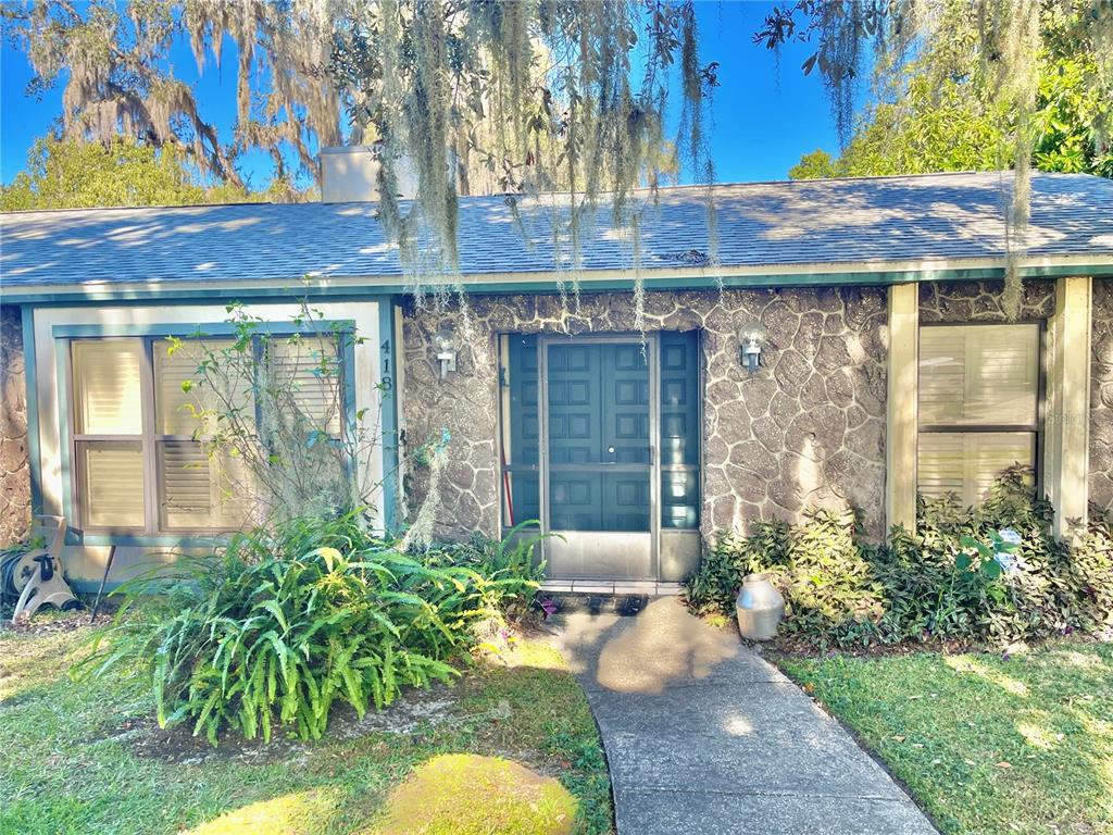 418 E LAKESHORE DRIVE
