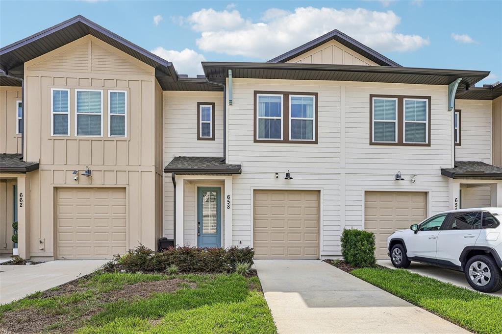 658 LONGBOAT DRIVE