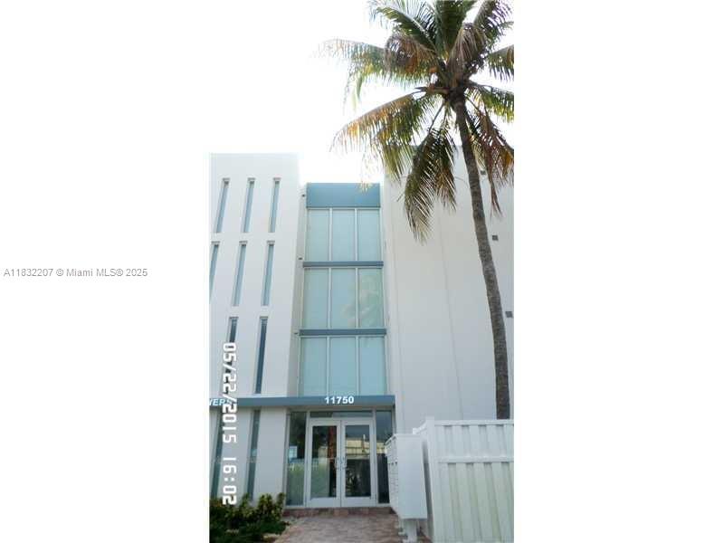 11750 NE 16th Ave # 102, Miami FL 33161