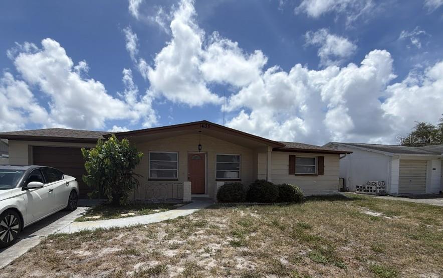 1435 VIKING DRIVE