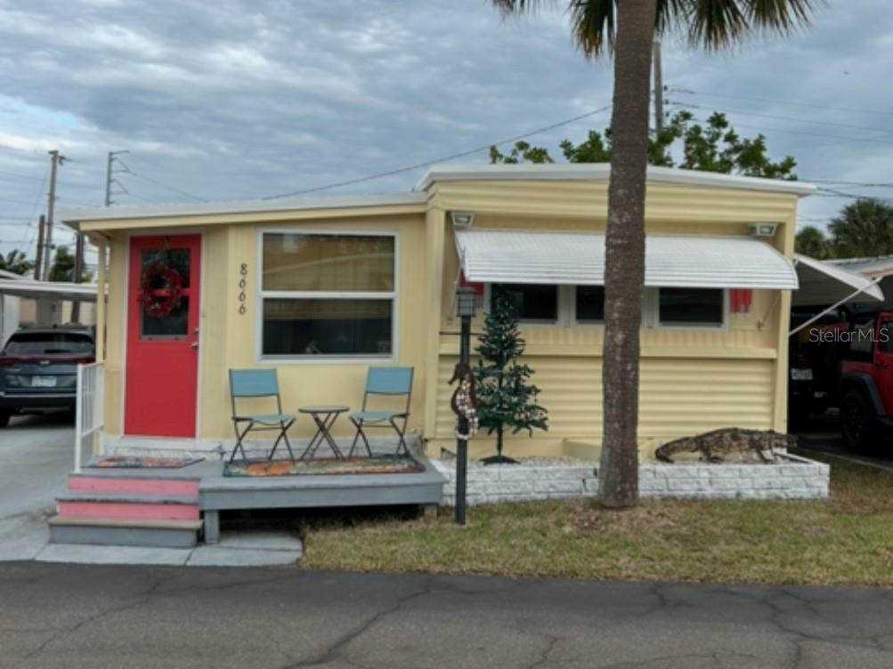8666 44TH AVENUE N UNIT 64
