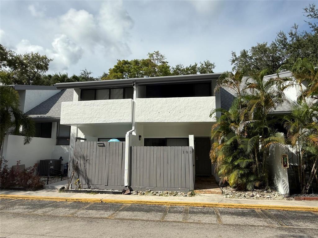19428 NE 26th Avenue # 103b, Miami FL 33180
