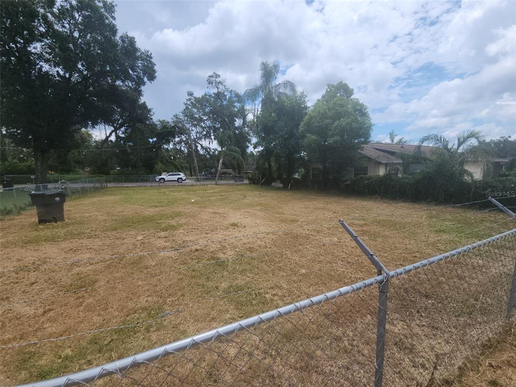 5232 PINE STREET, SEFFNER, FL — photo 5 of 12