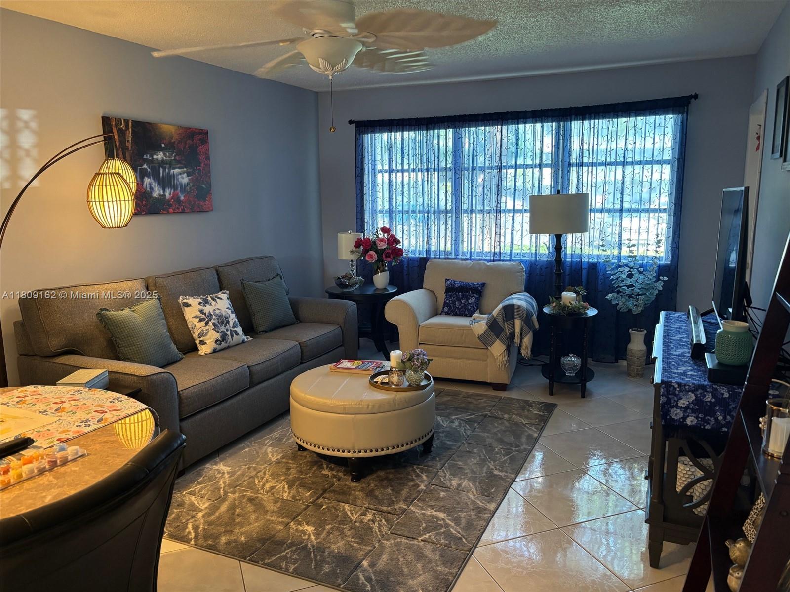 2223 Park Ln # 102, Hollywood FL 33021