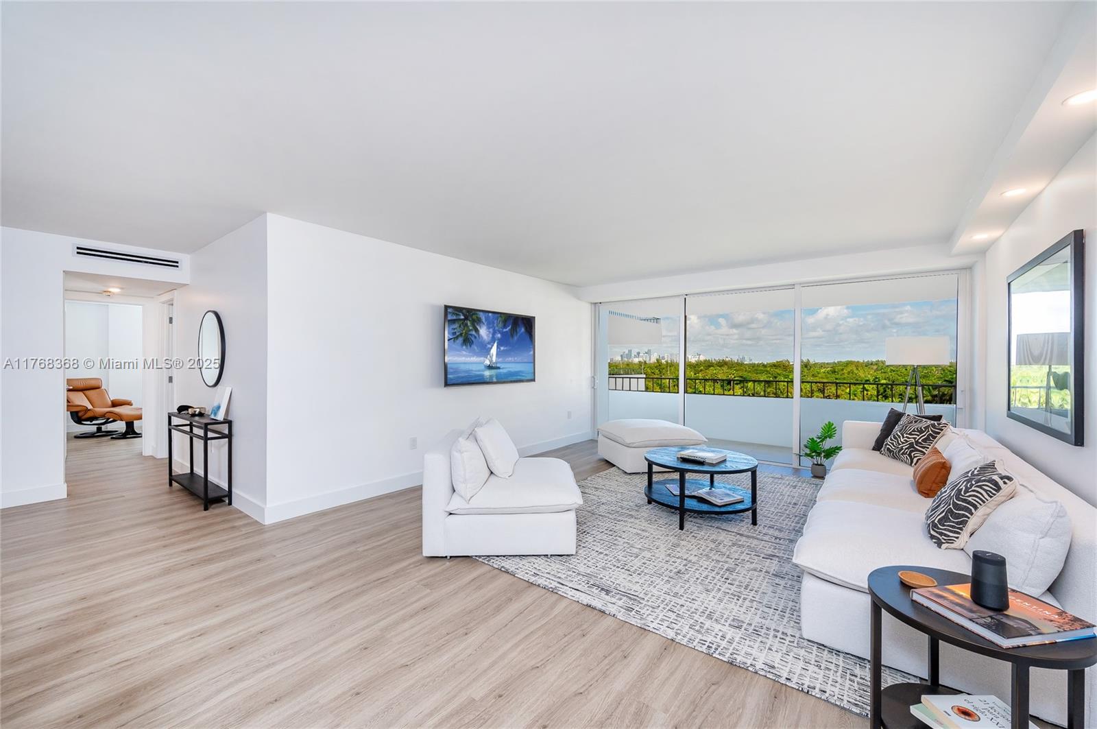 199 Ocean Lane Dr # 706, Key Biscayne FL 33149
