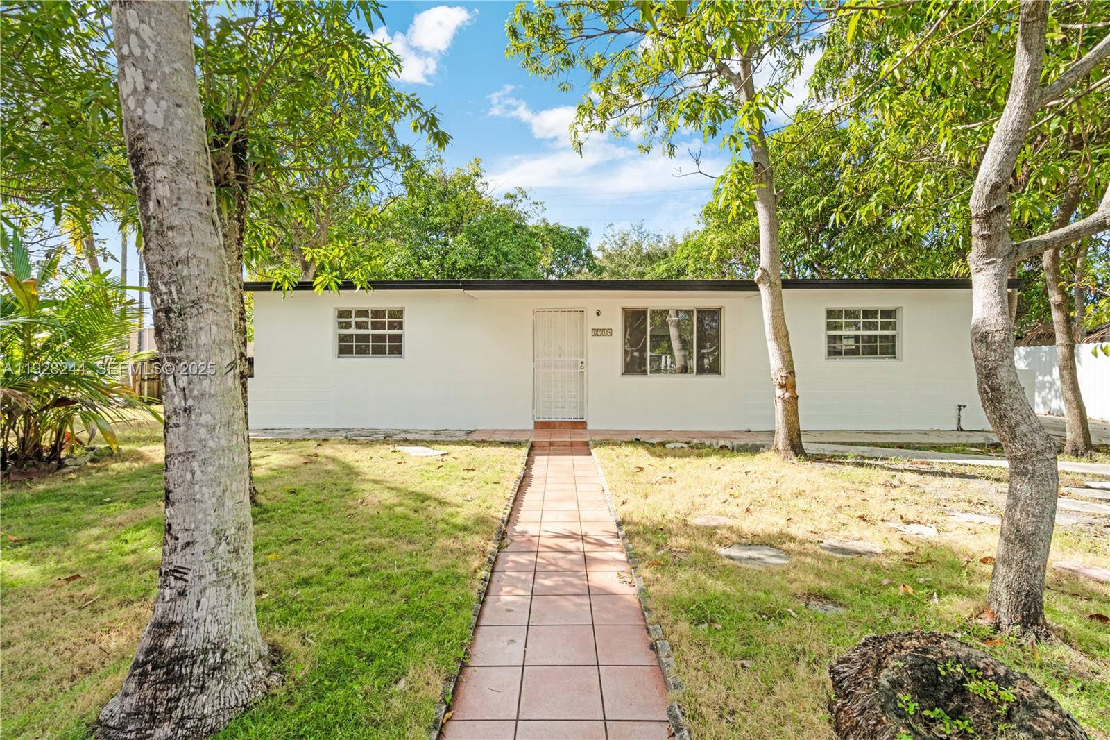 17144 NW 24th Pl, Miami Gardens FL 33056