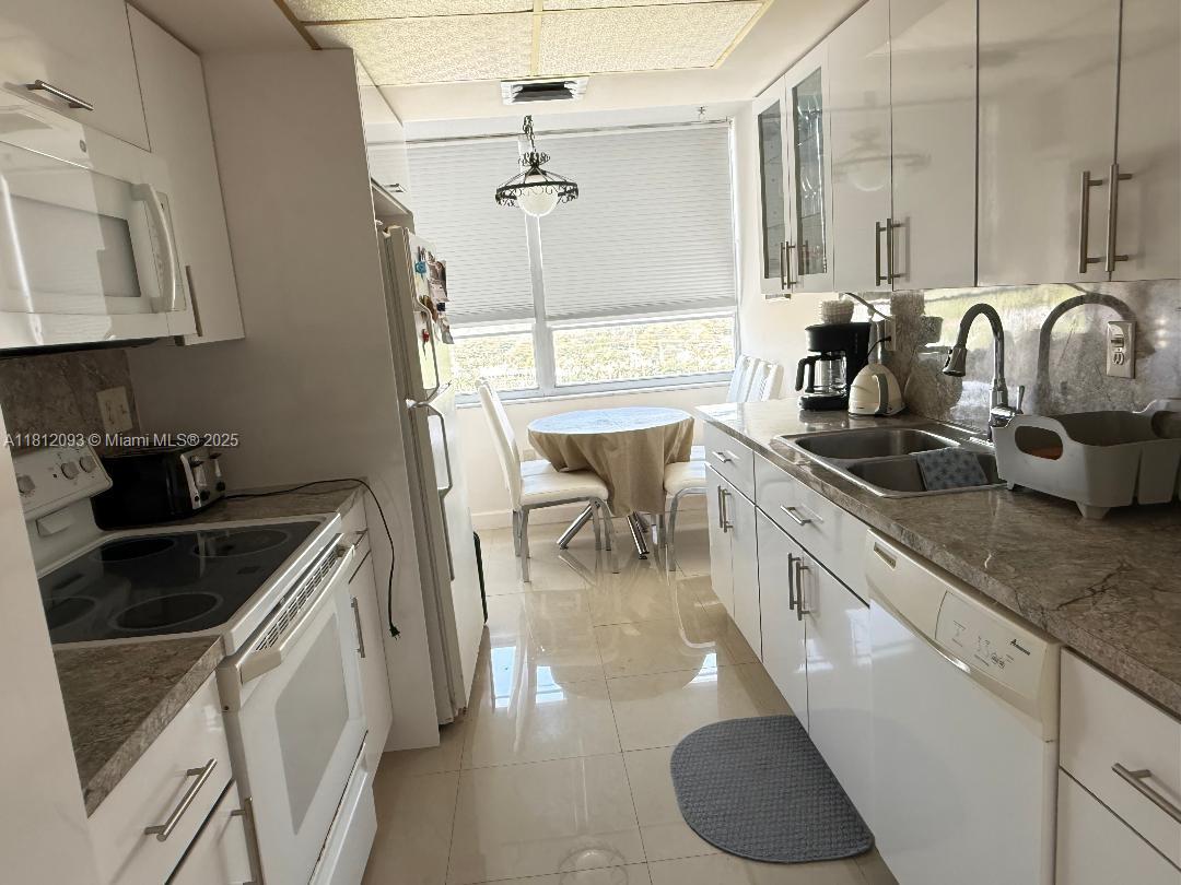 18051 Biscayne Blvd # 1505, Aventura FL 33160