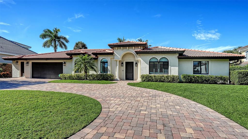 595 BOWSPRIT LANE