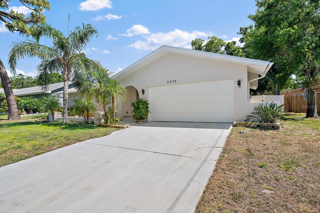 3370 HARBOR LAKE DRIVE