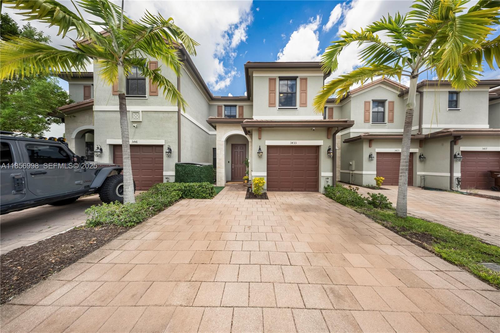 3433 W 104th Ter, Hialeah FL 33018
