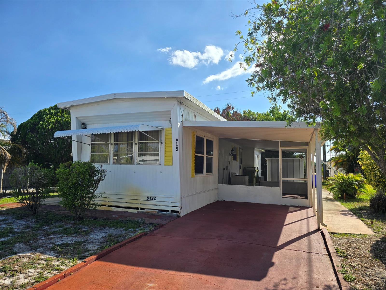8122 SE Skylark Avenue, Hobe Sound FL 33455