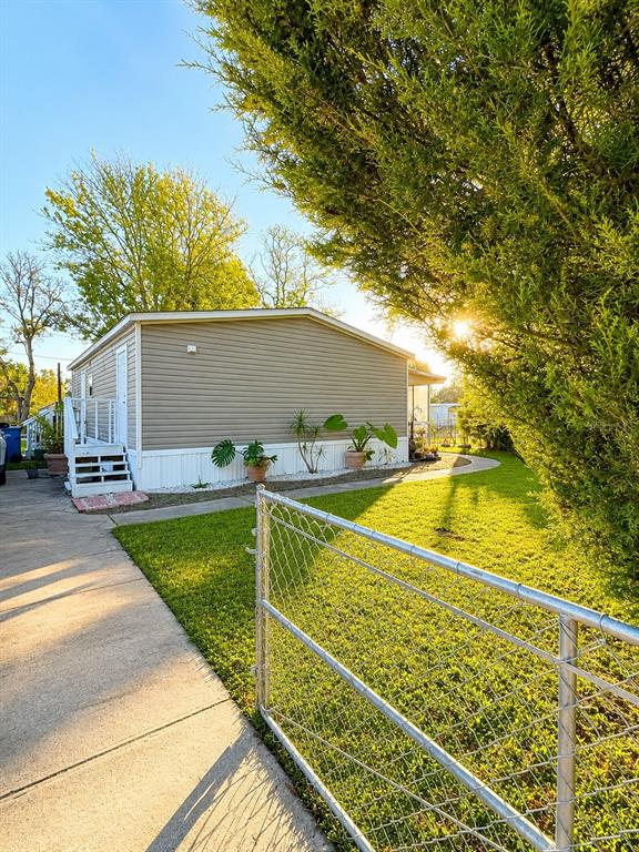 1111 AVENUE G, ORMOND BEACH, FL — photo 4 of 30