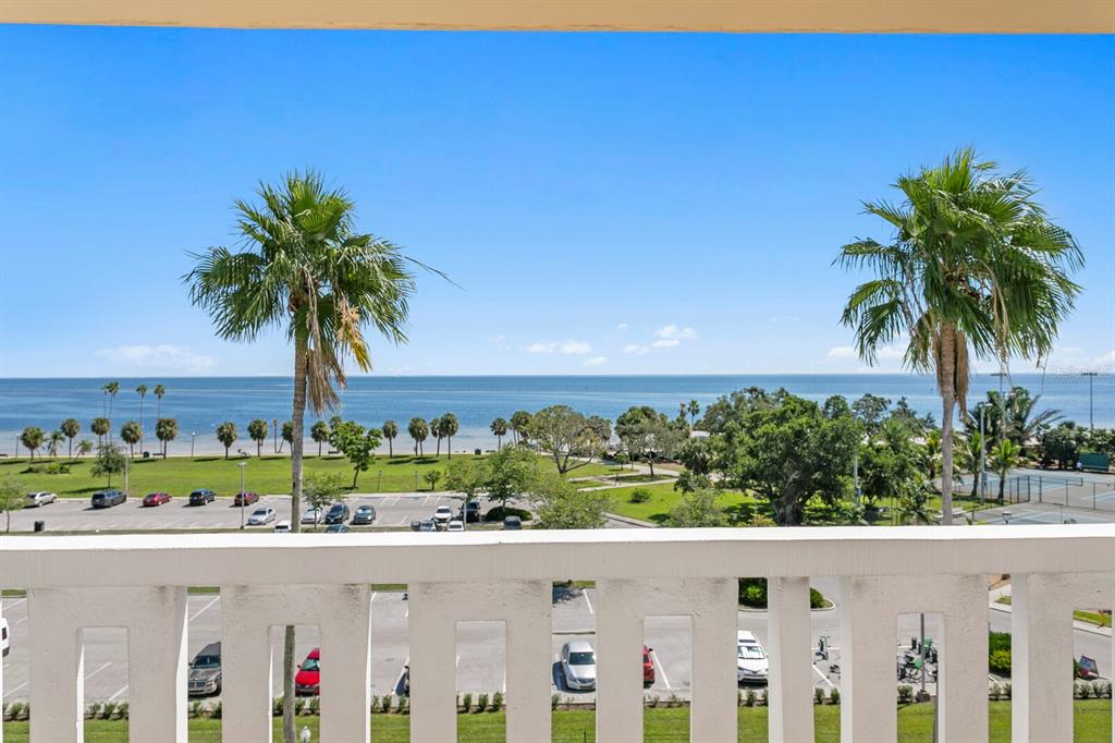 1200 N SHORE DRIVE NE UNIT 316