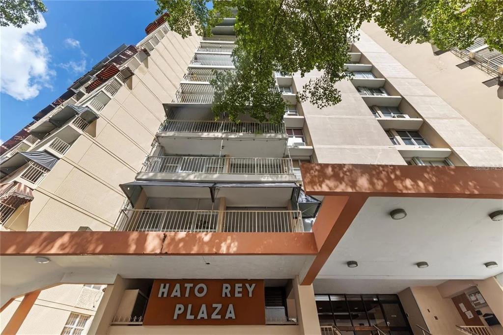 200 Av. Jesús T. Piñero, 200 AV. JESÚS T. PIÑERO, UNIT 21-M