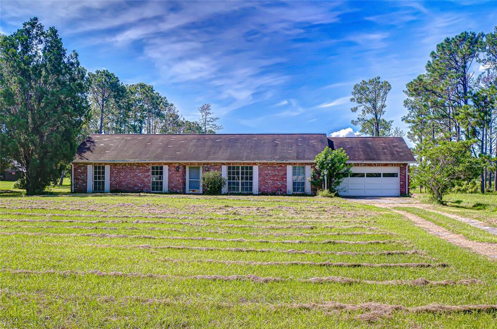 10813 DIXON DRIVE