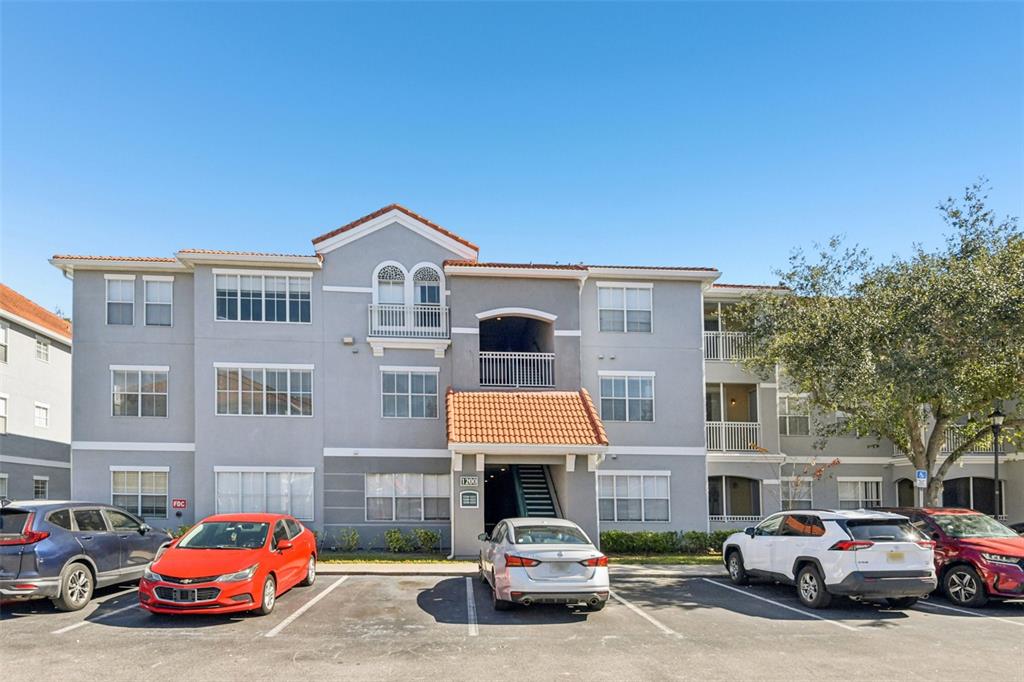 18001 RICHMOND PLACE DRIVE UNIT 1213