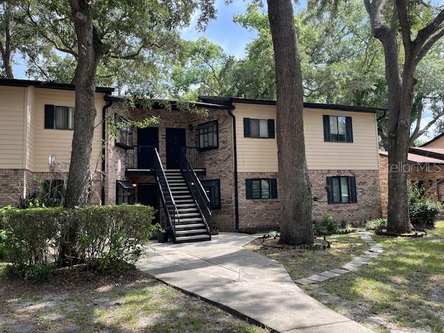 1734 FOXHALL CIRCLE UNIT -