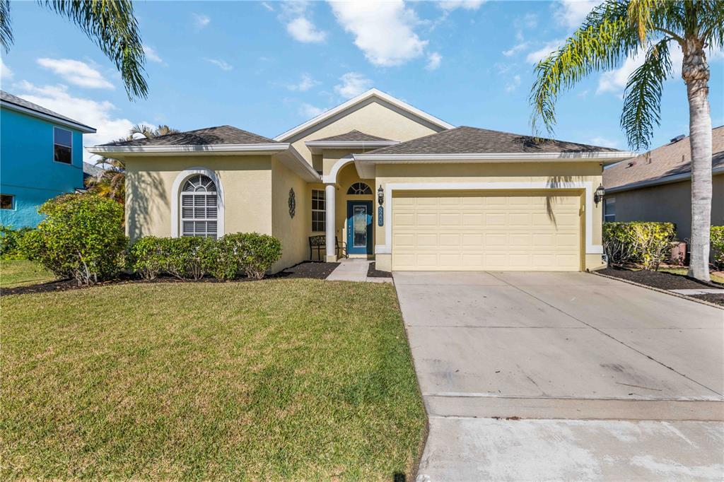 5220 LAKEHURST COURT
