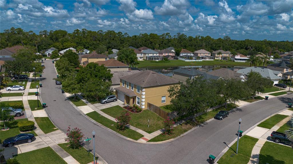 807 JADESTONE CIRCLE, ORLANDO, FL — photo 2 of 29