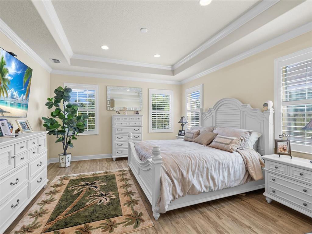 7117 PARK TREE DRIVE, TAMPA, FL — photo 4 of 30