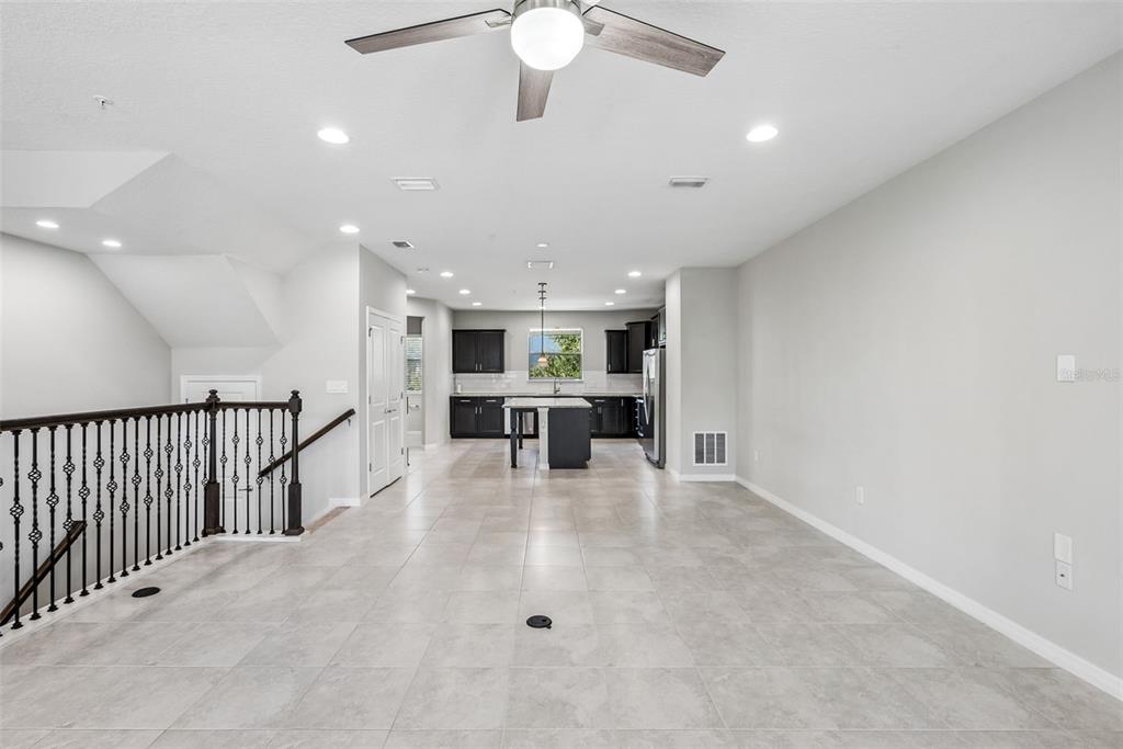 588 PIAZZA POINT, OVIEDO, FL — photo 3 of 20