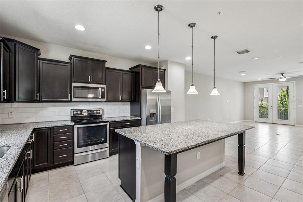 588 PIAZZA POINT, OVIEDO, FL — photo 5 of 20