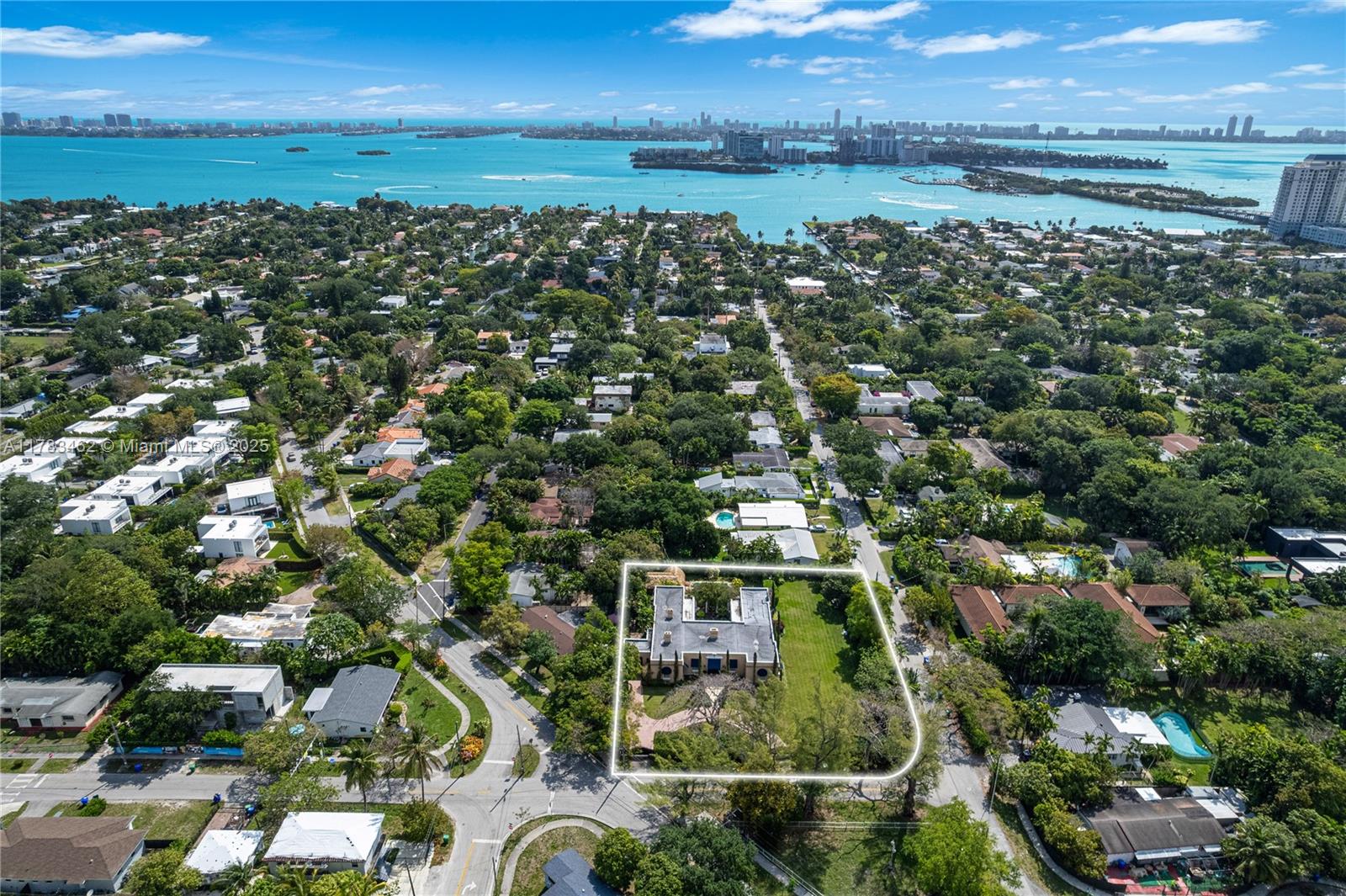 8447 E Dixie Hwy, Miami FL 33138