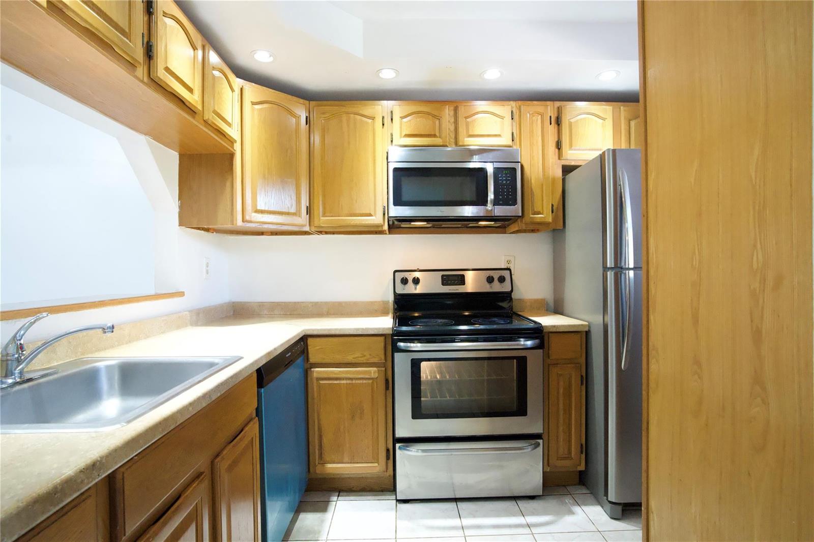 3400 Foxcroft Road # 310, Miramar FL 33025