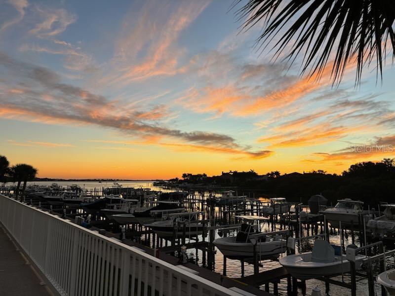 2 SEASIDE LANE UNIT 103, BELLEAIR, FL — photo 4 of 30