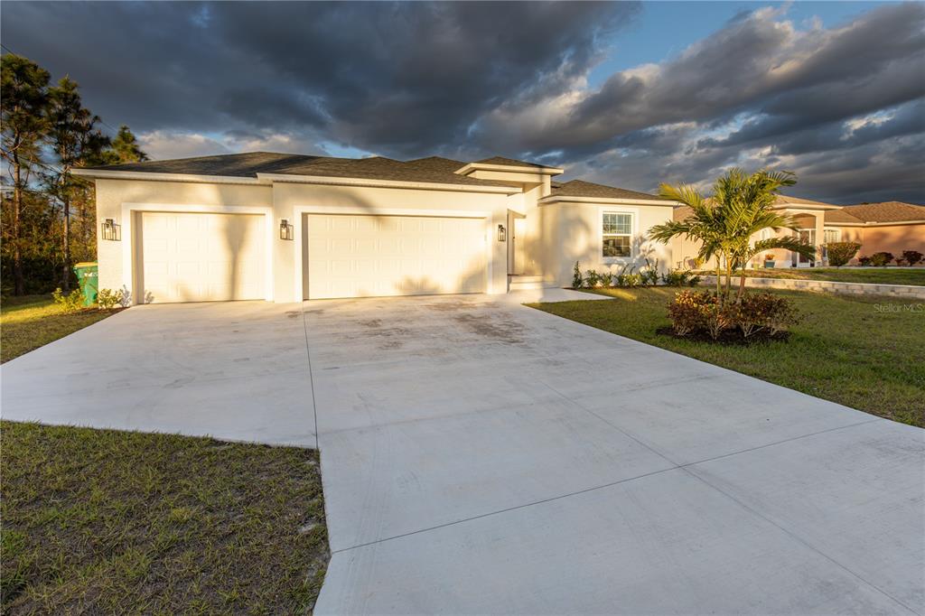 5056 MONTEGO LANE