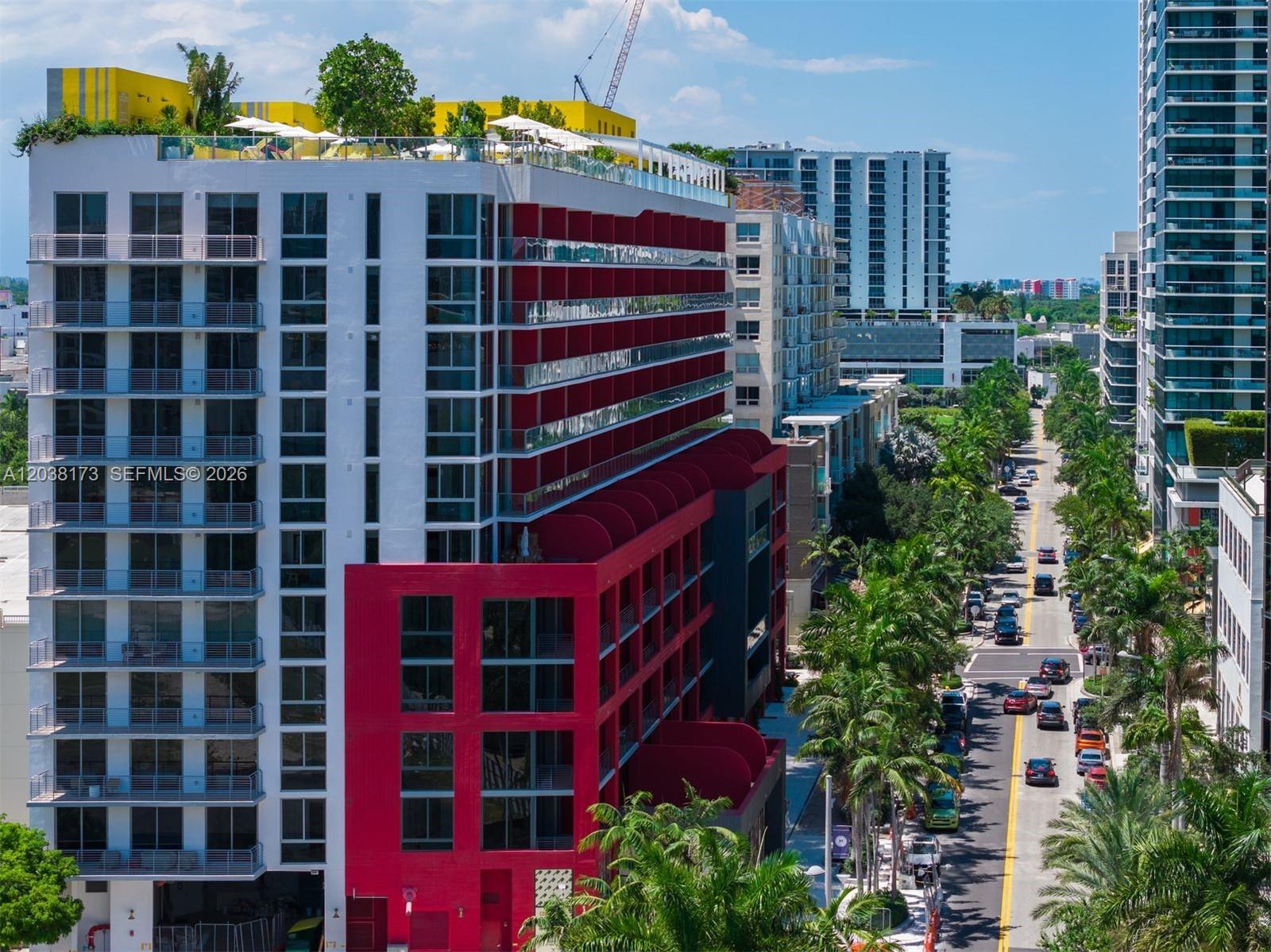 90 32 # 503, Miami FL 33131