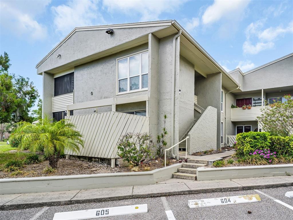 608 WINDRUSH BAY DRIVE UNIT 225