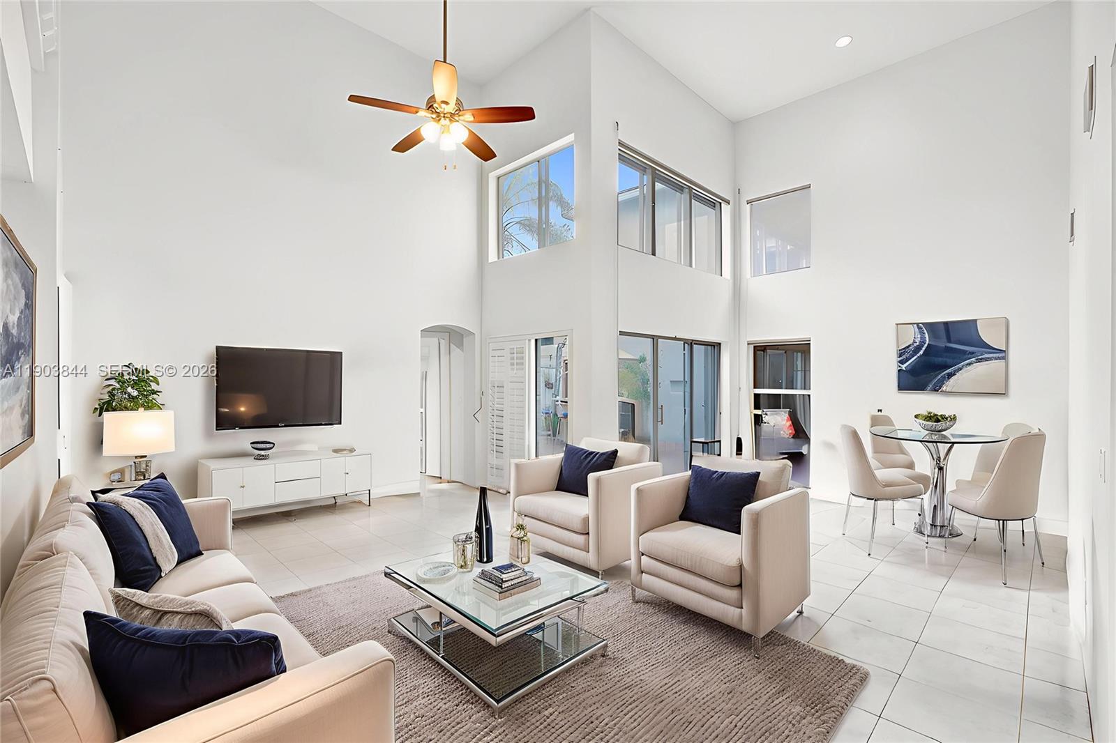 1046 Satinleaf St, Hollywood FL 33019