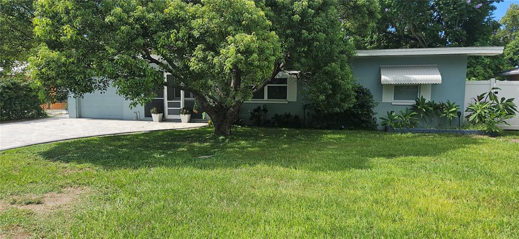 10709 115TH AVENUE, SEMINOLE, FL — photo 2 of 26