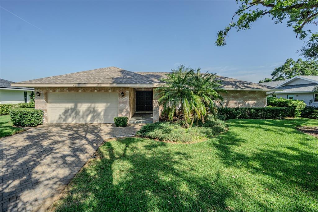 601 RIVIERA BAY DRIVE NE
