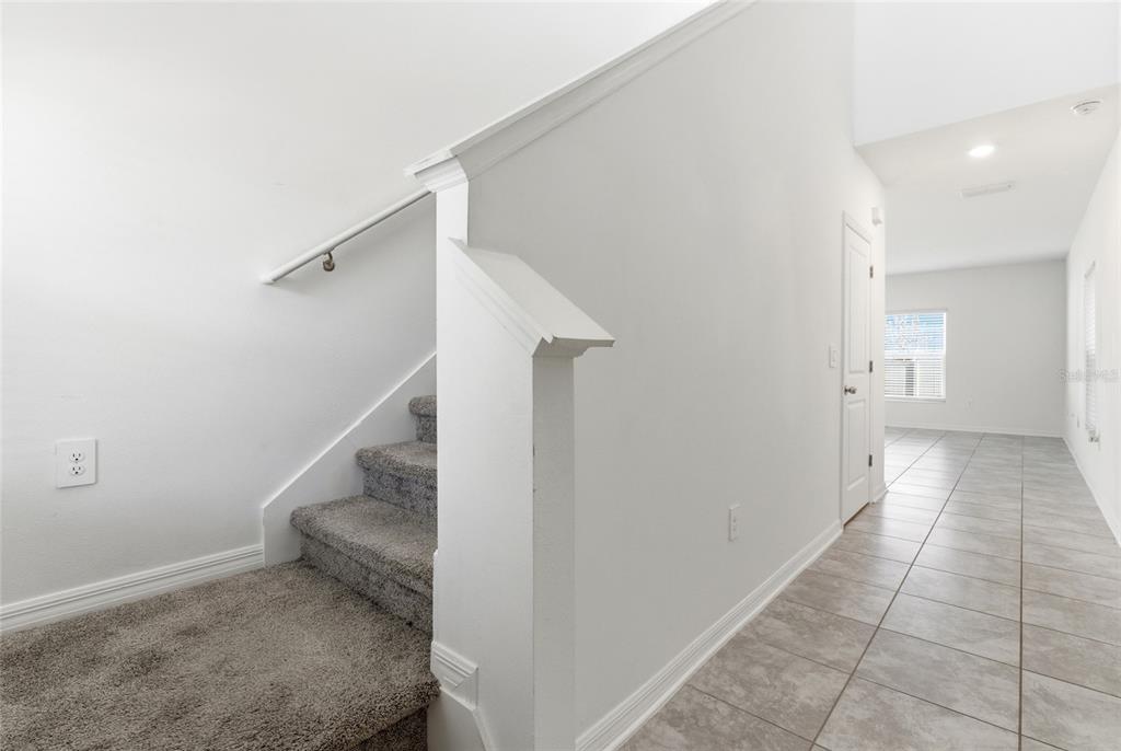1195 TYLER LOOP, WINTER HAVEN, FL — photo 4 of 21