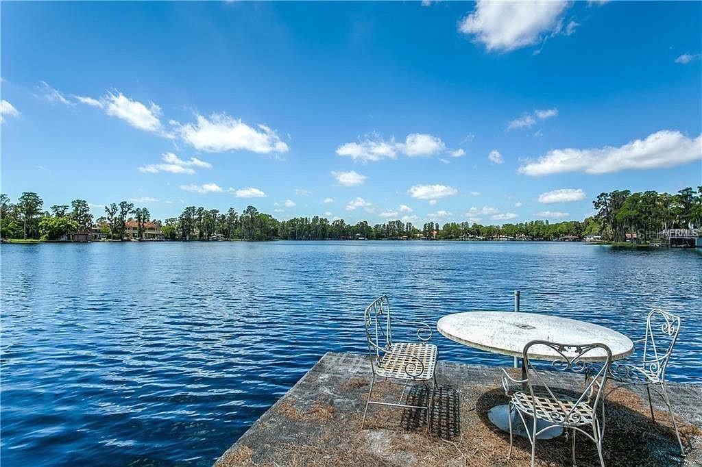 18620 WAYNE ROAD UNIT 1