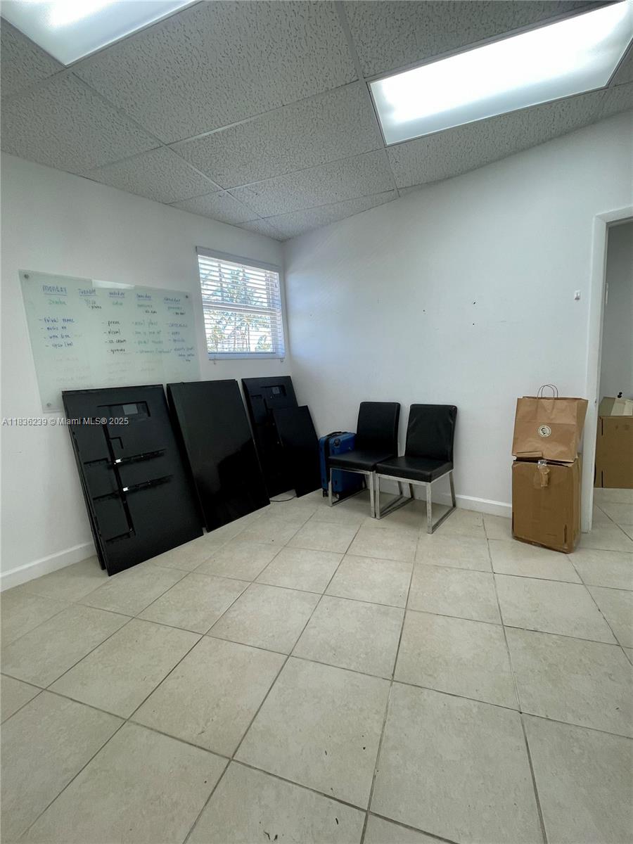 18319 W Dixie Hwy # 203, North Miami Beach FL 33160